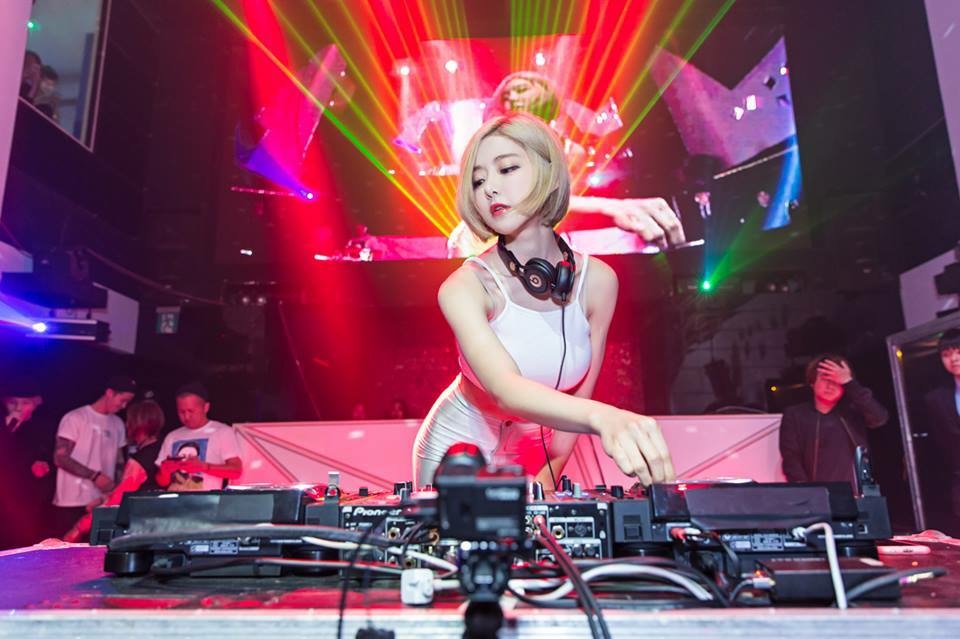 韓国人女性DJのDJ Soda(DJ ソーダ)がエロ可愛いとMNNの中で話題に！！